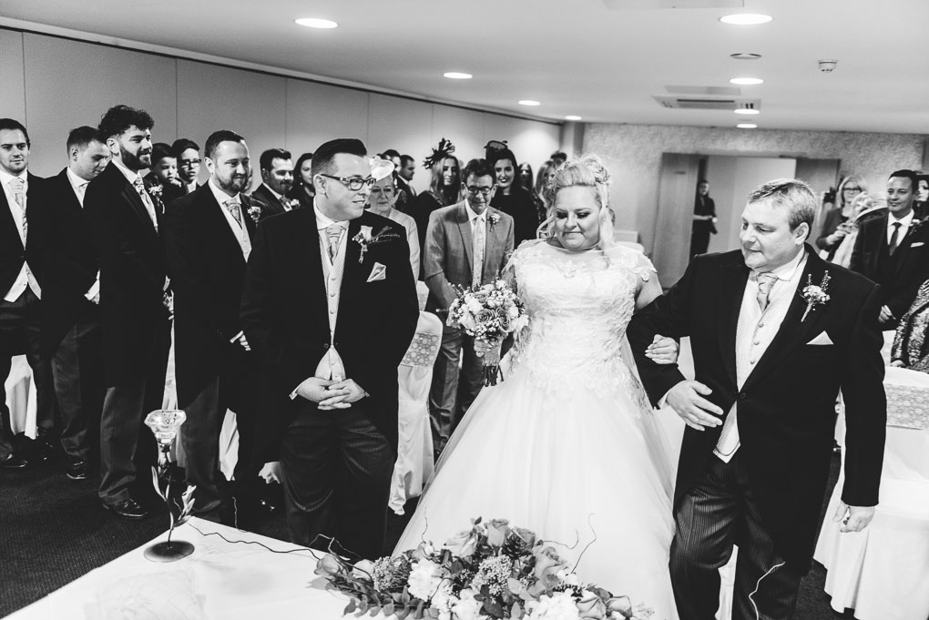  - WEB-GibbWedding-032.jpg